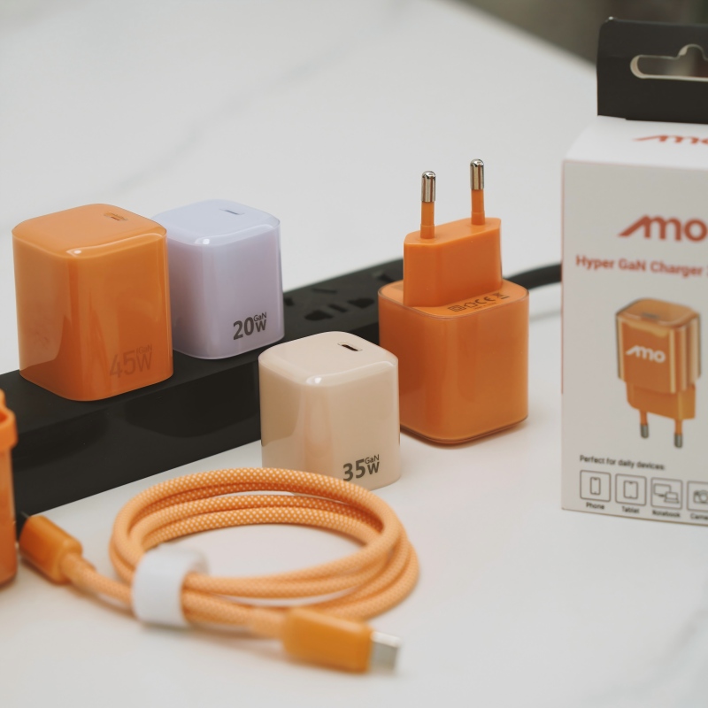 Ice Cube Foldable Plug GaN Charger 20/35/45/65W — product detail view