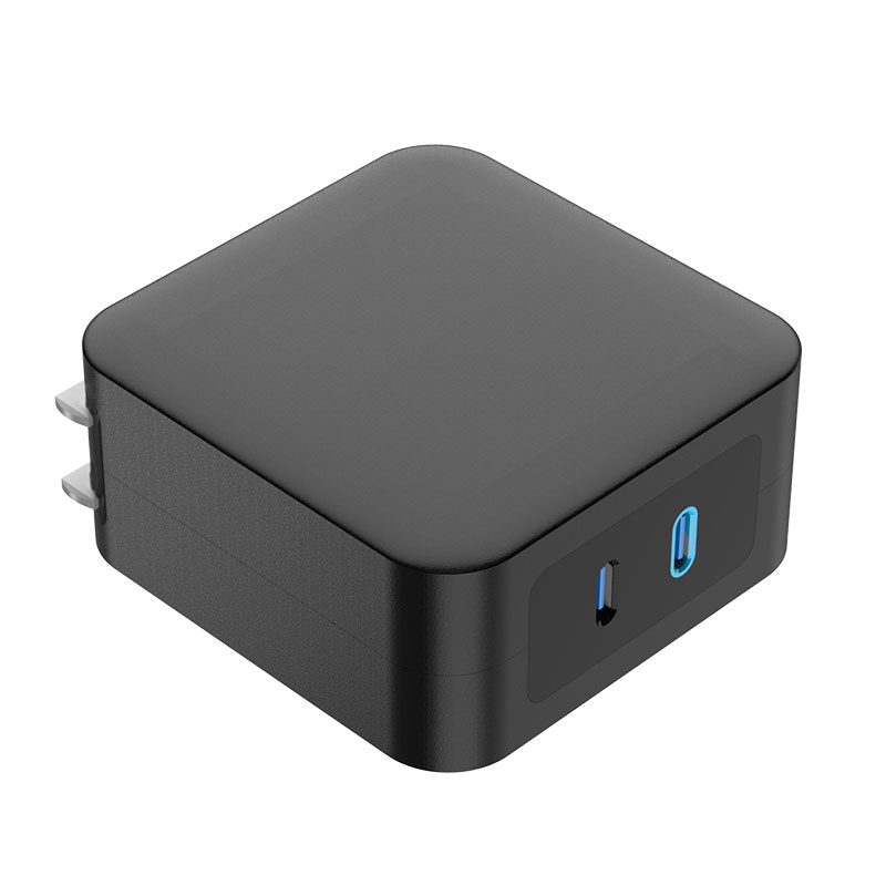 Custom Black & White WEG-100-CC GaN Charger With EU,UK,US,AUS Plug — product detail view